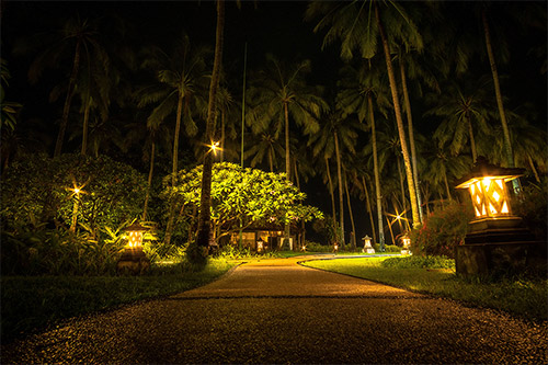 Why Low-Maintenance Landscape Lighting Is Becoming a Smart Long-Term Investment for Florida Communities